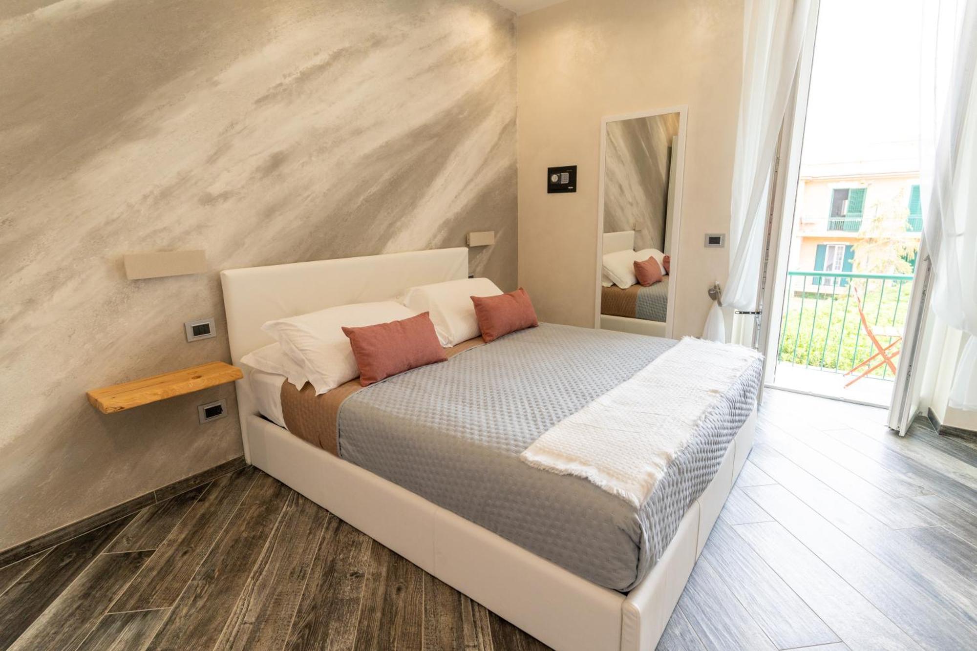 Suites Matteotti 57 Civitavecchia Exterior foto